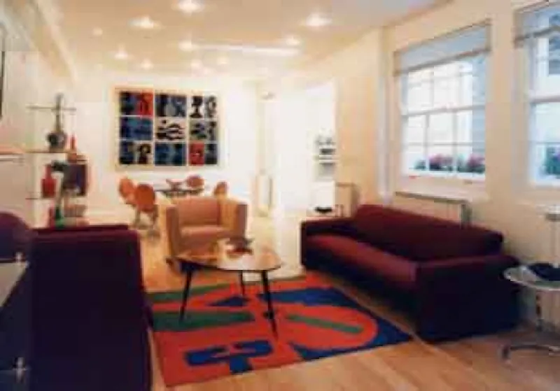 Living Room at Film location F501 in London (photo 1)