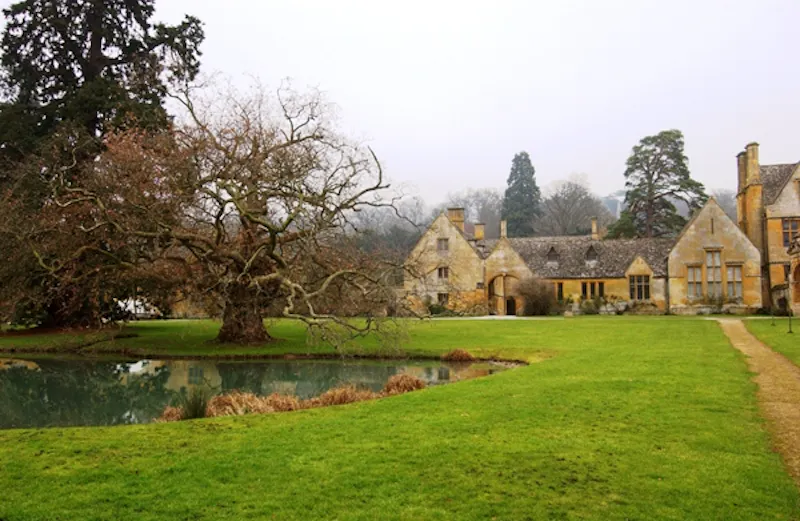 Historic Cotswolds Jacobean manor, M14 (photo 5)