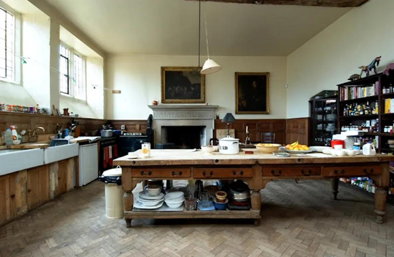 Kitchen at Historic Cotswolds Jacobean manor, M14 (photo 8)