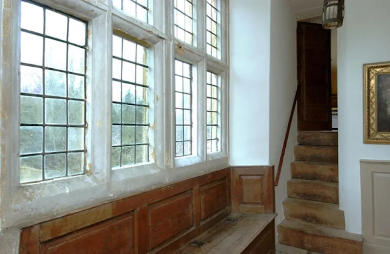Historic Cotswolds Jacobean manor, M14 (photo 24)