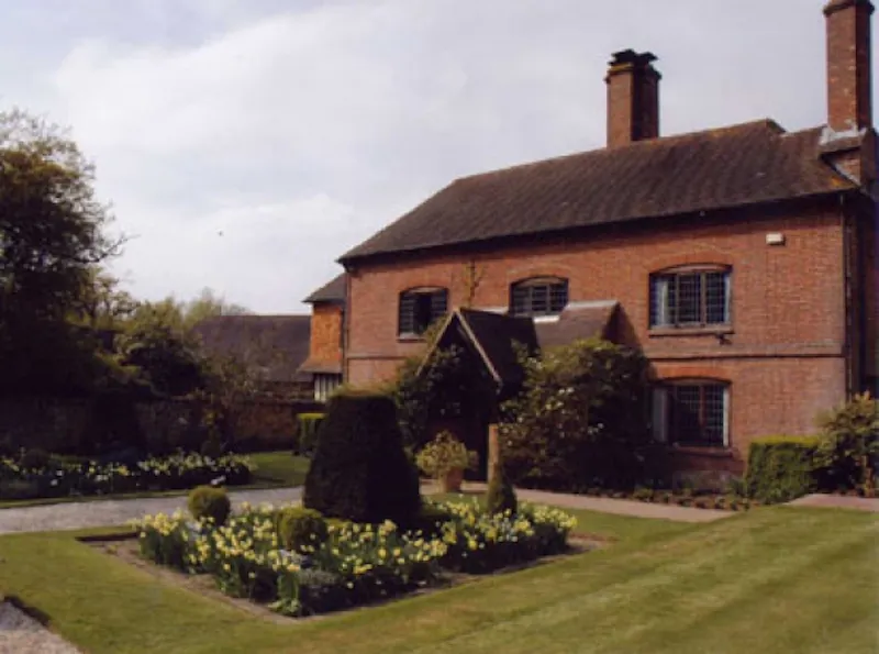 Period Hall of Chiddingfold, M249 (photo 11)