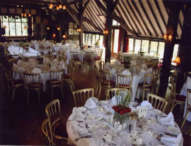 Beams at Period Hall of Chiddingfold, M249 (photo 4)