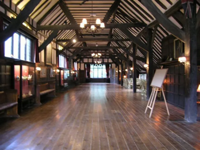 Floor - wooden at Period Hall of Chiddingfold, M249 (photo 6)