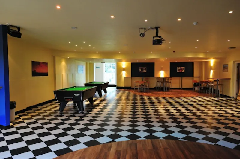 Games room at Film location D1929 in Norfolk (photo 7)