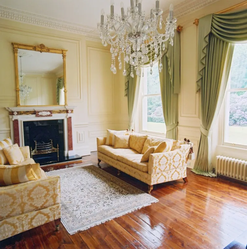 Sitting room at Tunbridge Wells Georgian house, B1238 (photo 12)