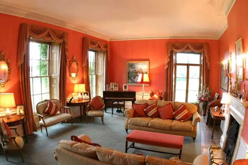 Drawing room at Chandler's Cross country estate, A480 (photo 2)