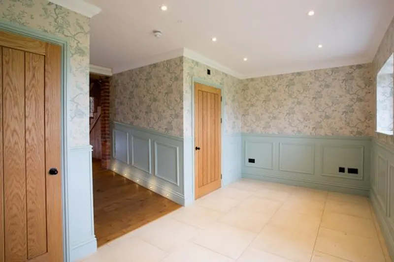 Chandler's Cross country estate, A480 (photo 40)