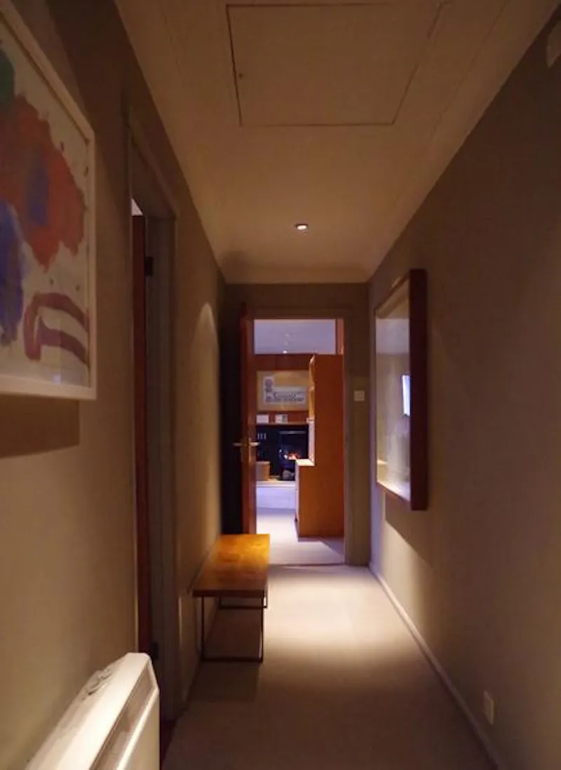 Corridor at 60s cabin with treehouse sauna, D1965 (photo 8)