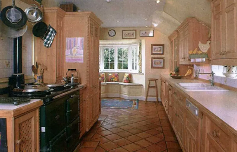 Aga at Film location L444 in Oxfordshire (photo 3)