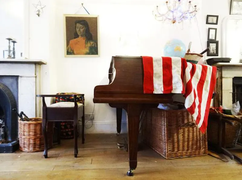 Piano at Victorian Terrace Tuffnell Park, B418 (photo 15)