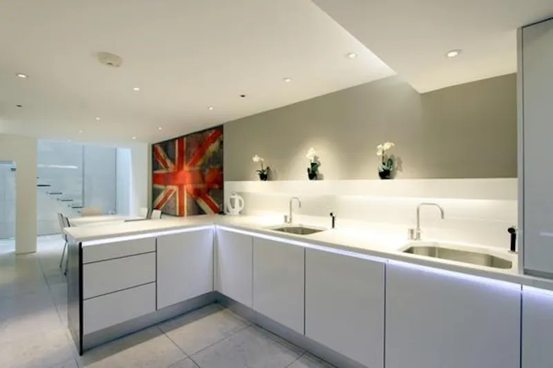 Kitchen at Contemporary Soho mews house, K286 (photo 5)