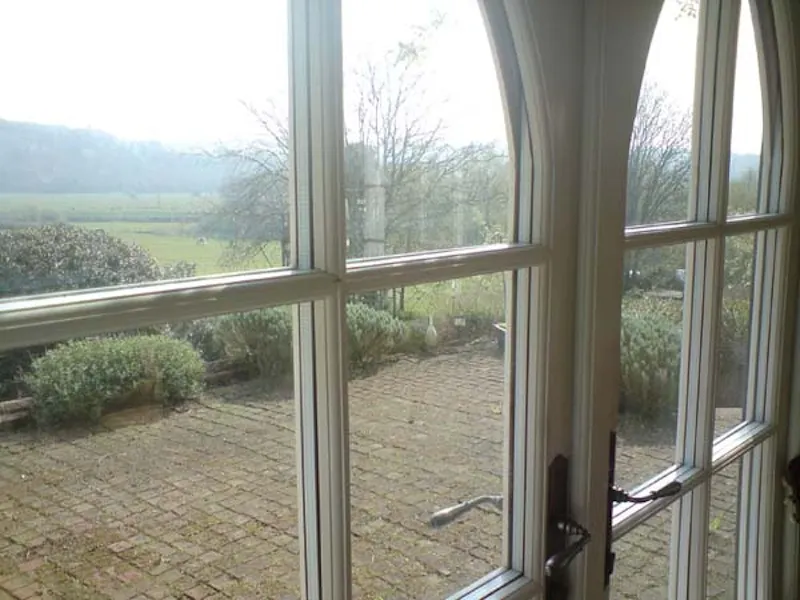 French doors at Film location D1983 in West Sussex (photo 8)