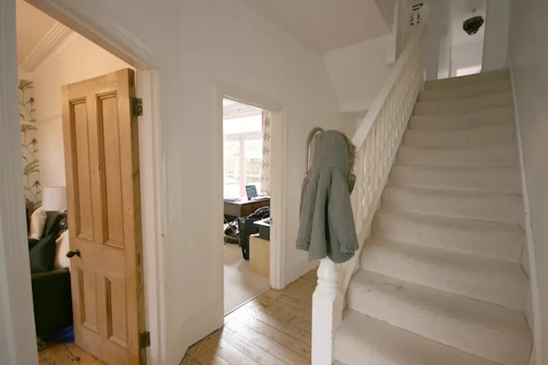 Semi-detached home in Dulwich, E295 (photo 2)