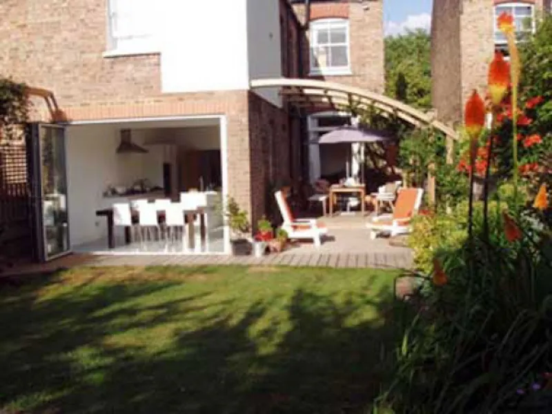Garden at Semi-detached home in Dulwich, E295 (photo 14)