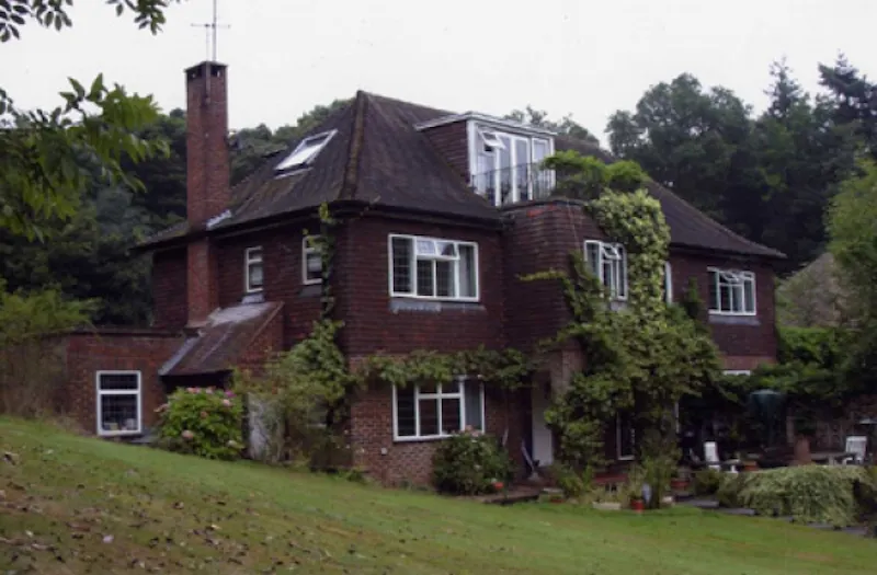 Film location D1811 in Buckinghamshire (photo 1)