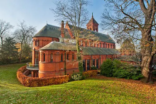 Converted Petersham church , K247