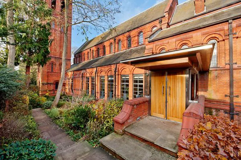Converted Petersham church , K247 (photo 41)