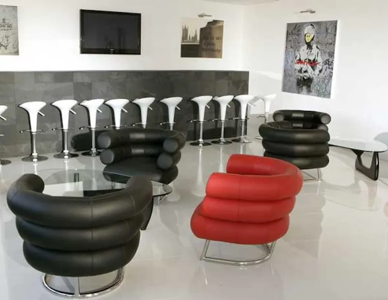 Pimlico venue with city views, Q33 (photo 4)
