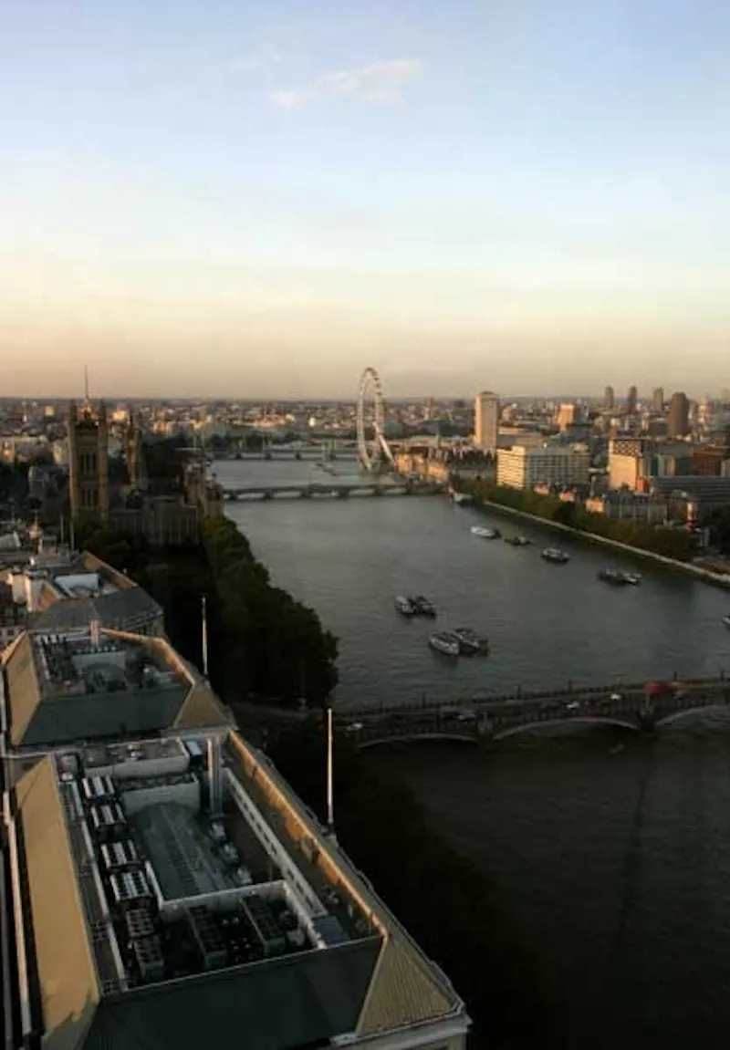 Pimlico venue with city views, Q33 (photo 8)