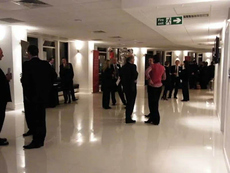 Pimlico venue with city views, Q33 (photo 9)