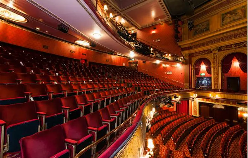 Central London theatre, P571 (photo 13)