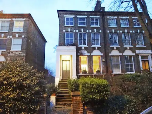 Islington stills house, B751