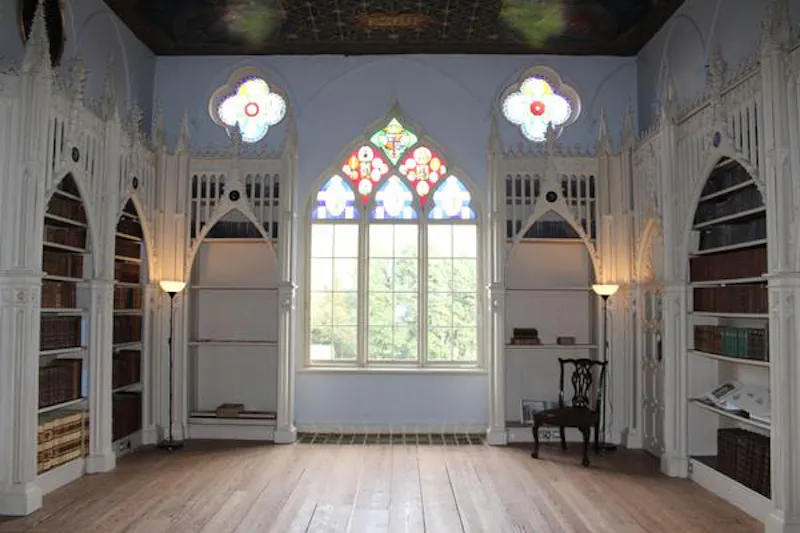Gothic house in Twickenham, A34 (photo 38)