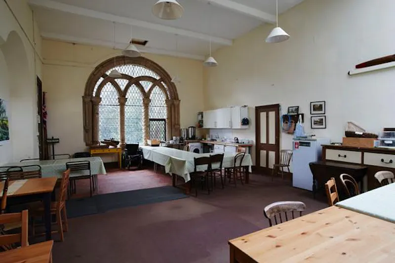 Dining room at Grand manor house in Benington, A146 (photo 11)