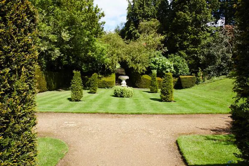 Grand manor house in Benington, A146 (photo 75)
