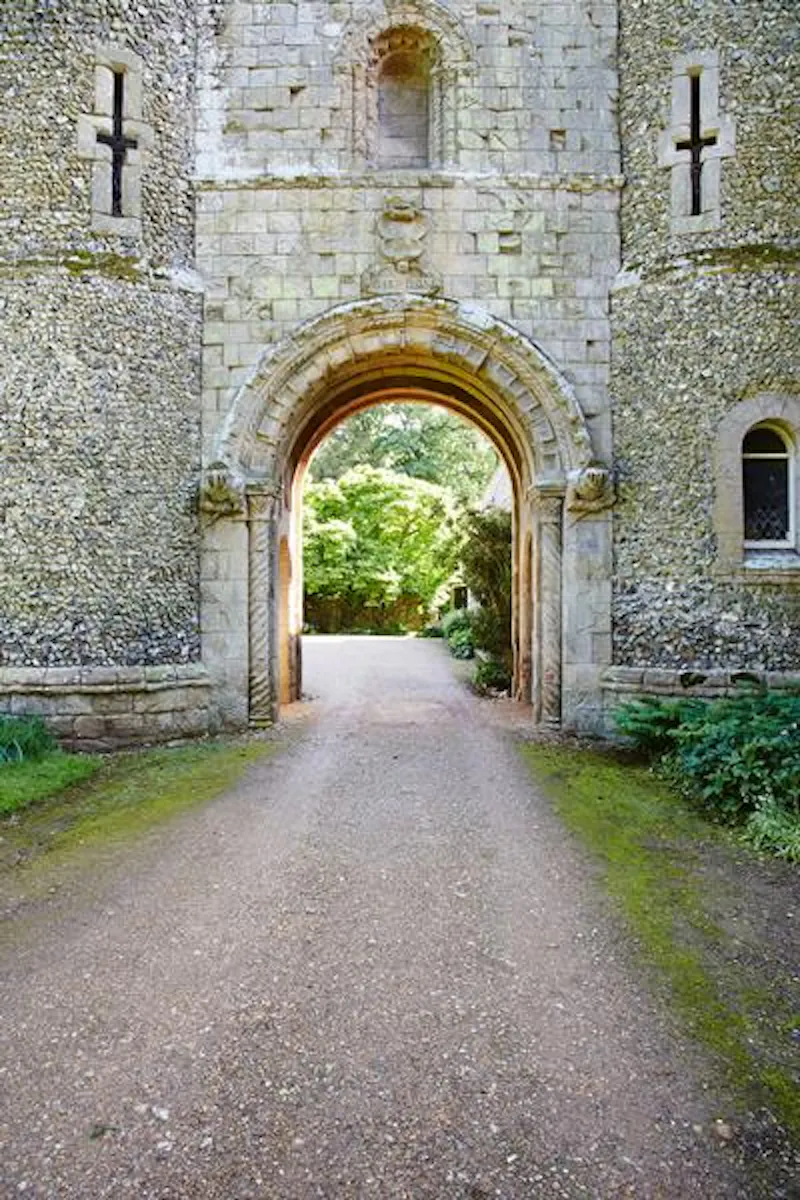 Grand manor house in Benington, A146 (photo 84)