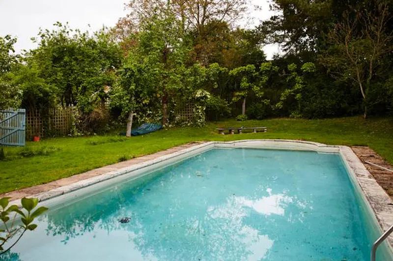 Swimming pool - outdoor at Grand manor house in Benington, A146 (photo 93)