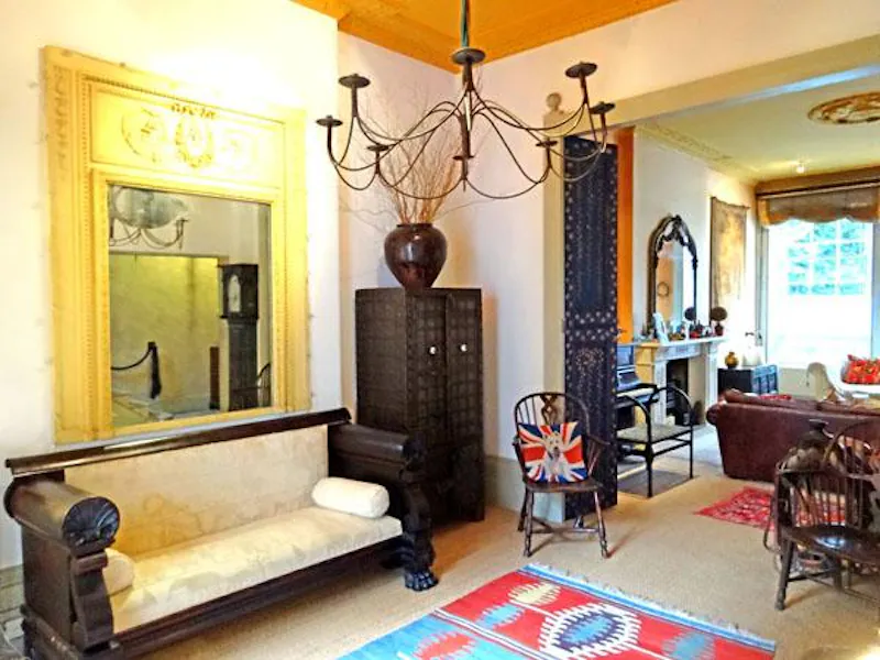 Distressed-luxury home in Angel, A405 (photo 7)