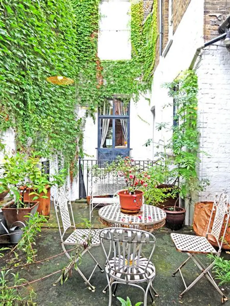 Terrace/Patio at Distressed-luxury home in Angel, A405 (photo 53)