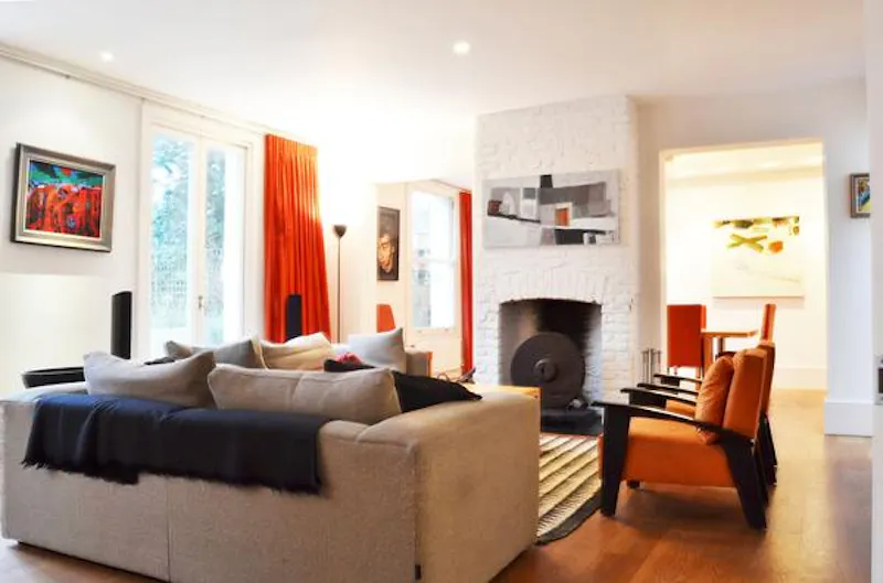 Bright, colourful Ealing house, B1483 (photo 14)