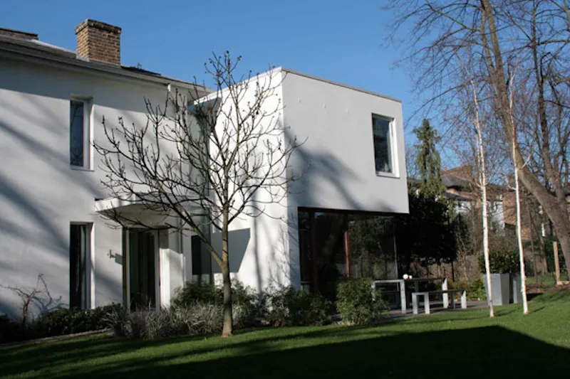 Garden at Bright, colourful Ealing house, B1483 (photo 36)