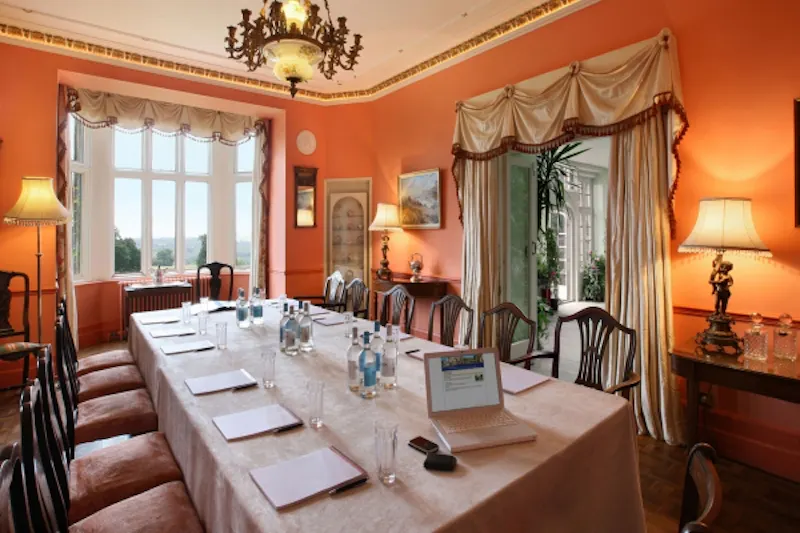 Boardroom at Beautiful Regency castle , G175 (photo 11)