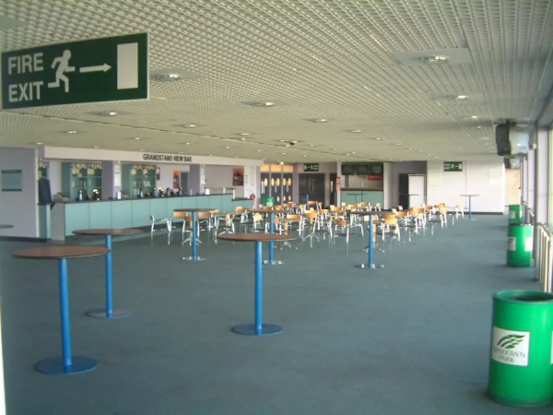 Picturesque Racecourse and venue, T125 (photo 16)