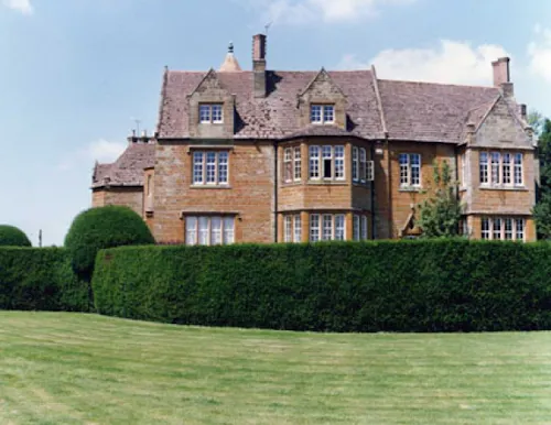 Country house in Great Brington, B1198
