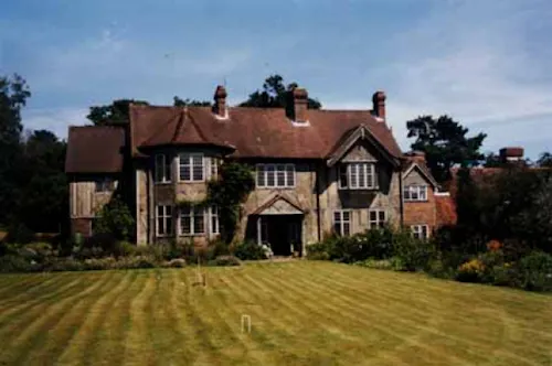 Large country house in Edenbridge, B1109