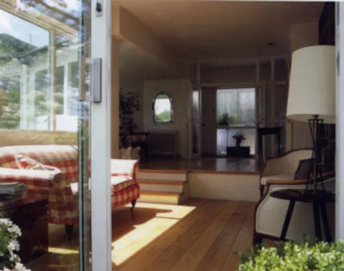 Hidden Highgate modern house, D1257