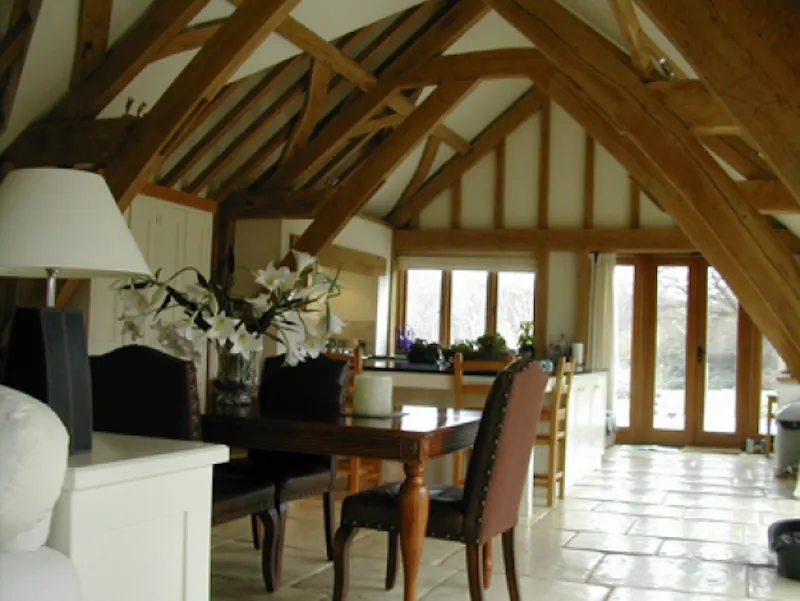 Chertsey barn conversion, L591 (photo 4)