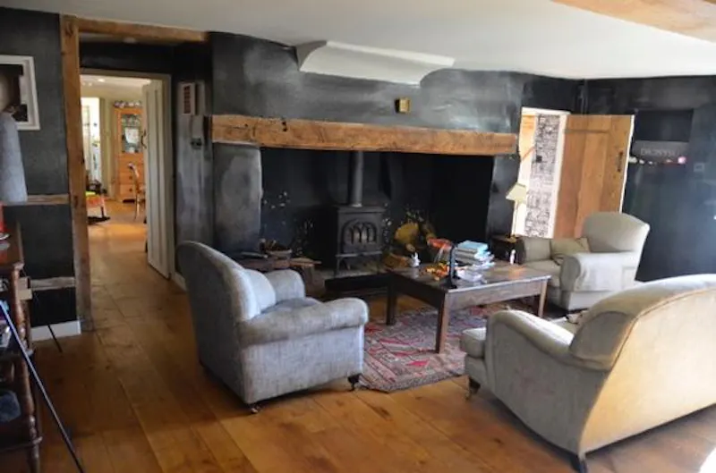 Beams at Secluded Loxhill farmhouse, L436 (photo 3)