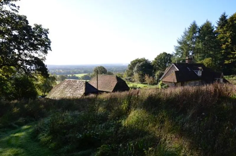Secluded Loxhill farmhouse, L436 (photo 23)