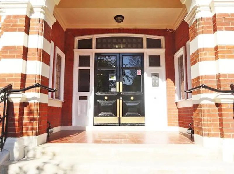Mansion block flat in Paddington, F210 (photo 22)