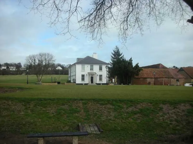 Film location L420 in Hertfordshire (photo 5)