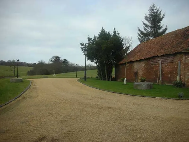 Film location L420 in Hertfordshire (photo 14)