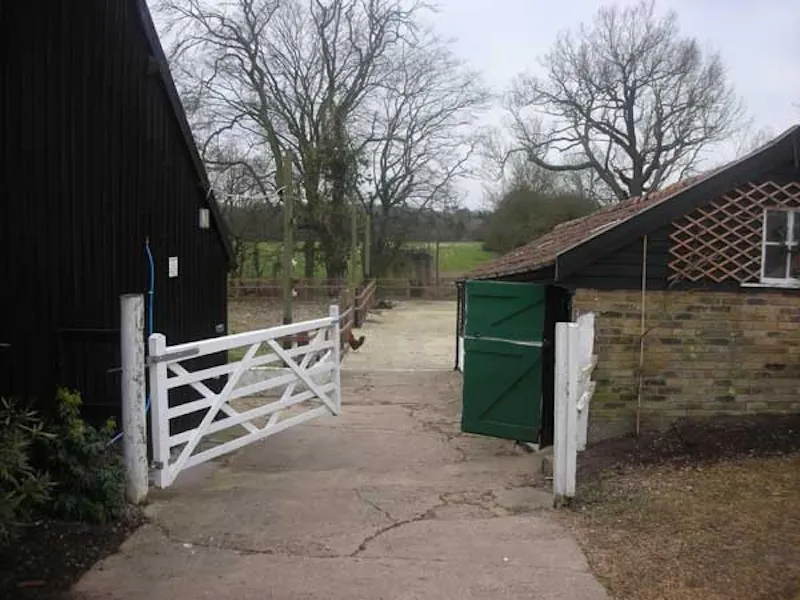Film location L420 in Hertfordshire (photo 15)