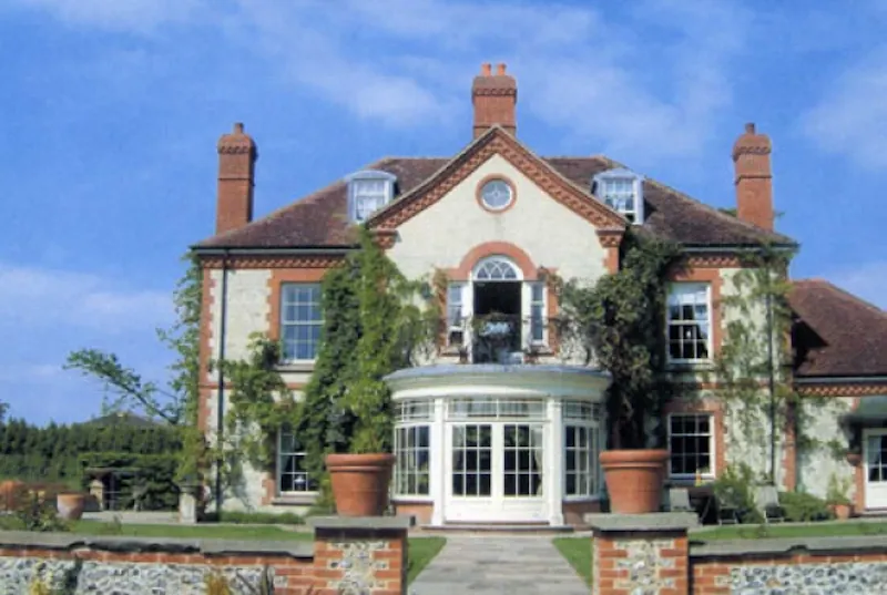 Stunning Manor house in Buriton, B1213 (photo 1)