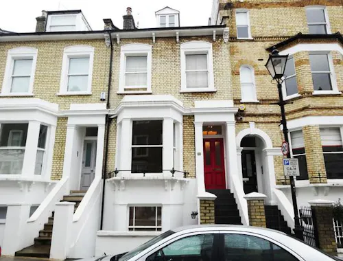 Contemporary Hampstead house, B1197