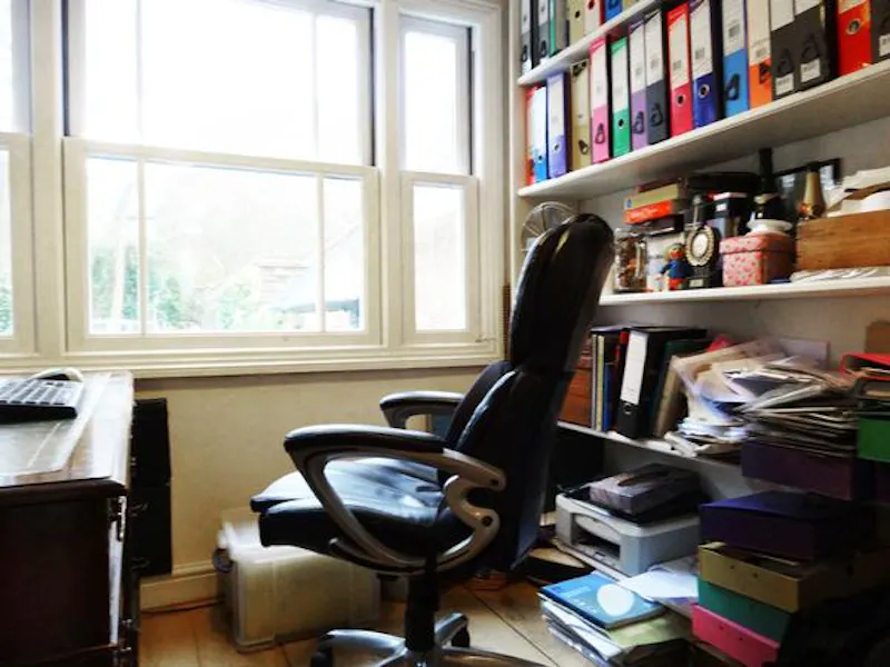 Study at Contemporary Hampstead house, B1197 (photo 17)
